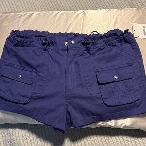 Forever 21 Women's Navy Cargo Shorts